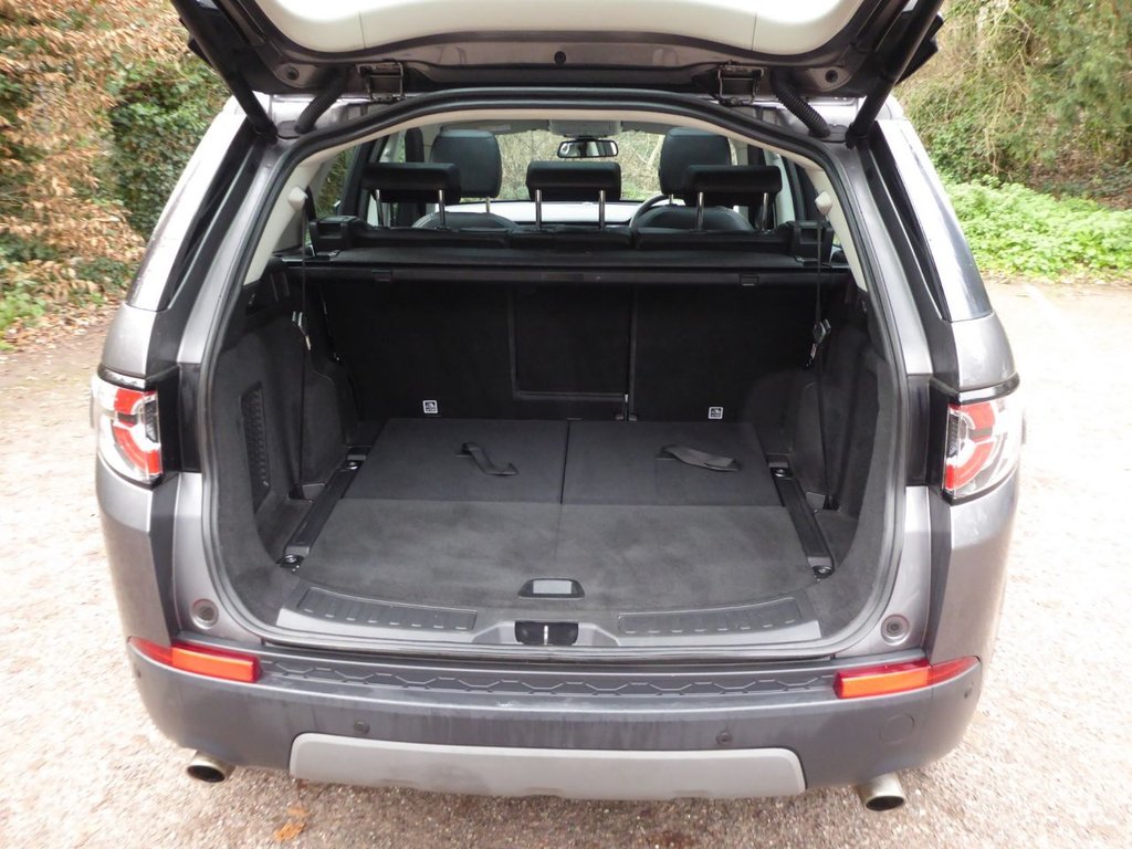 Used Land Rover Discovery Sport 2017 for sale - 77733891: Photo 8