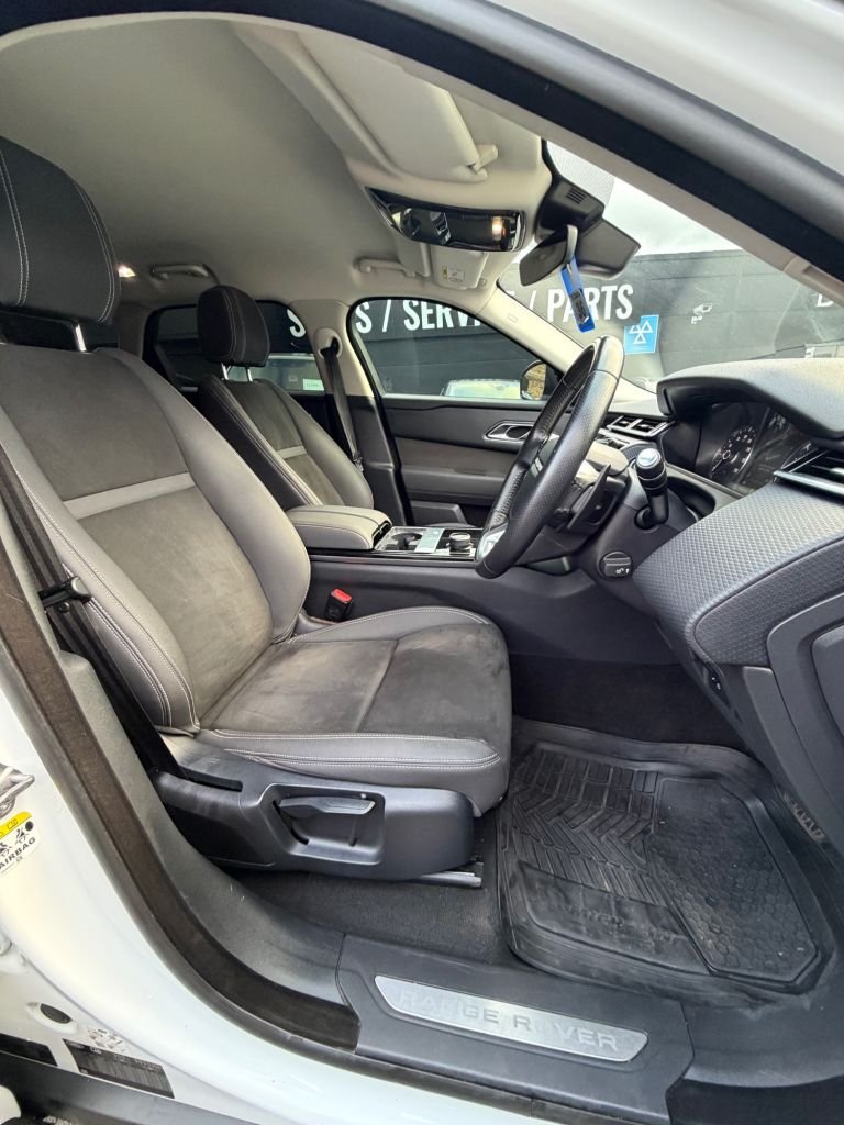 Used Land Rover Range Rover Velar 2018 for sale - 76724880: Photo 32