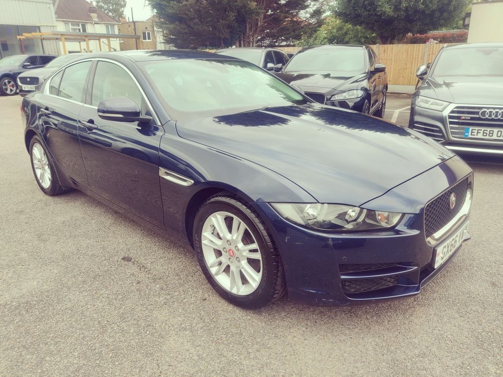 Used Jaguar XE 2016 for sale - 75359511: Photo 1