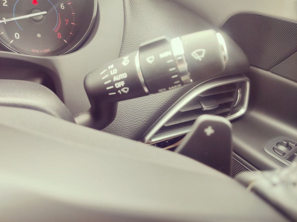 Used Jaguar XE 2016 for sale - 75359511: Photo 26