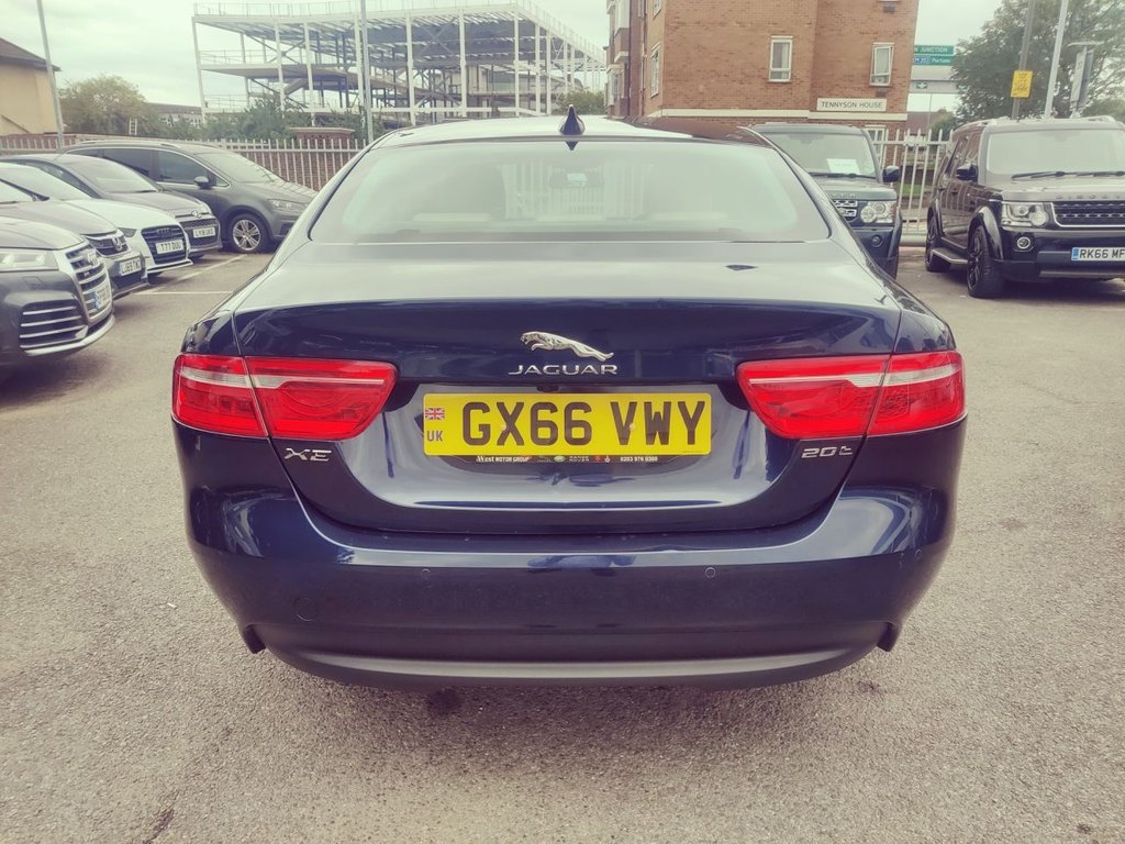 Used Jaguar XE 2016 for sale - 75359511: Photo 6