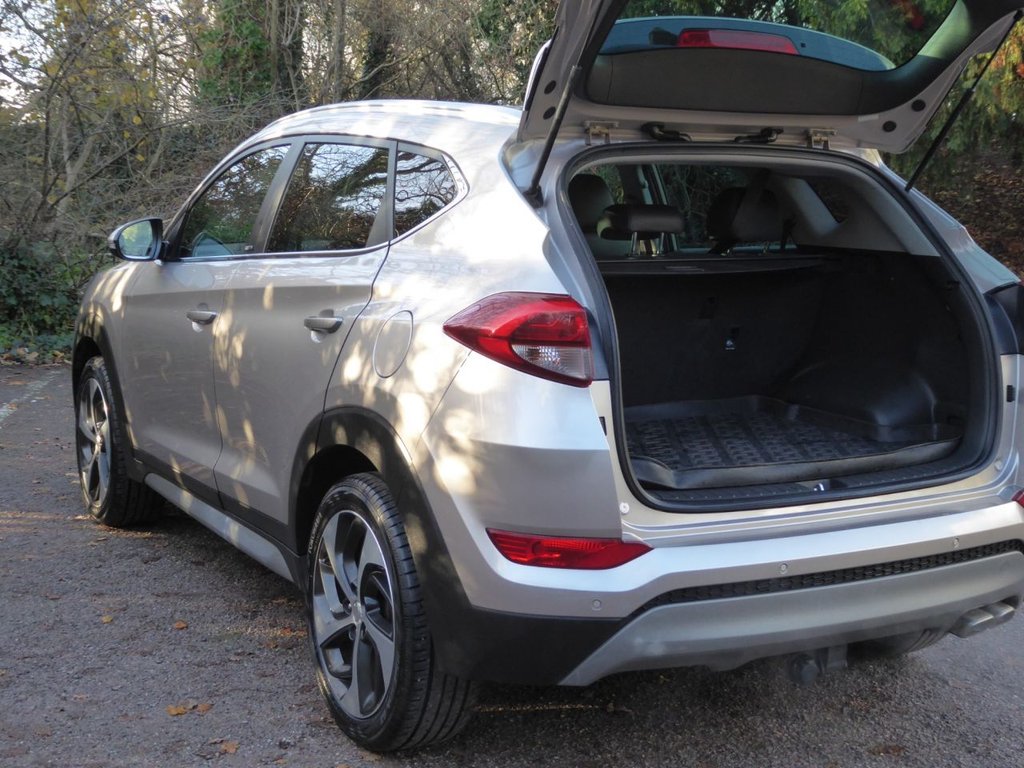 Used Hyundai TUCSON 2018 for sale - 76900966: Photo 10