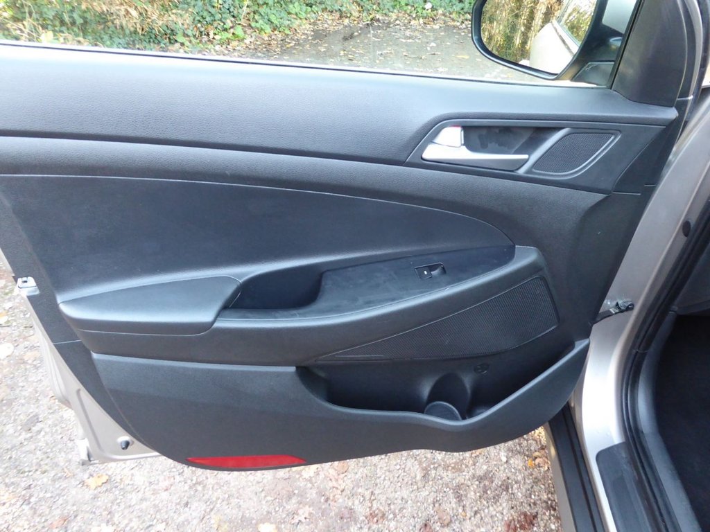 Used Hyundai TUCSON 2018 for sale - 76900966: Photo 28