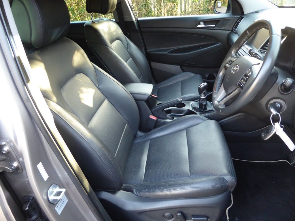 Used Hyundai TUCSON 2018 for sale - 76900966: Photo 35