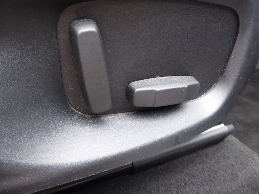 Used Jaguar F-Pace 2018 for sale - 76962440: Photo 27