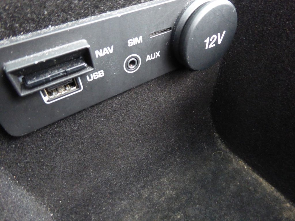 Used Jaguar F-Pace 2018 for sale - 76962440: Photo 47