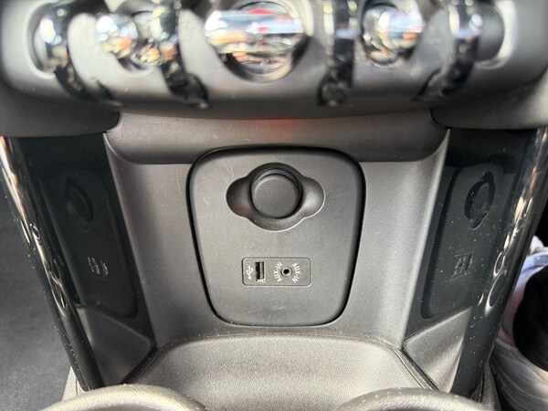 Used MINI Hatch 2017 for sale - 75631173: Photo 24