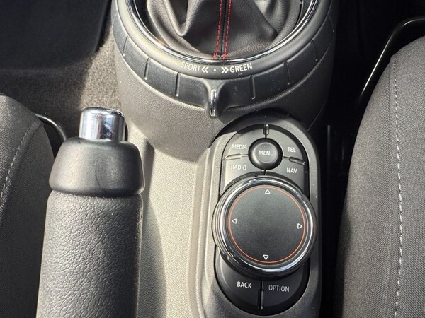 Used MINI Hatch 2017 for sale - 75631173: Photo 26