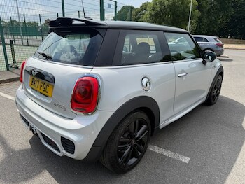 Used MINI Hatch 2017 for sale - 75631173: Photo