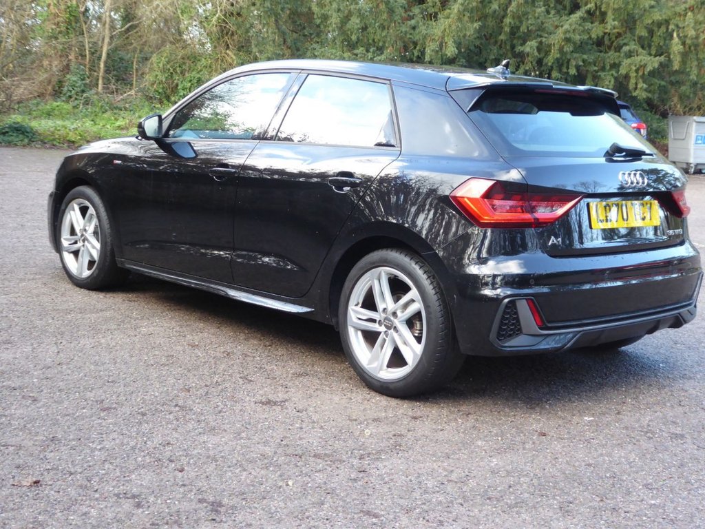 Used Audi A1 2020 for sale - 77356560: Photo 2