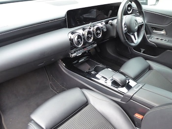 Used Mercedes-Benz A-Class 2018 for sale - 76900777: Photo