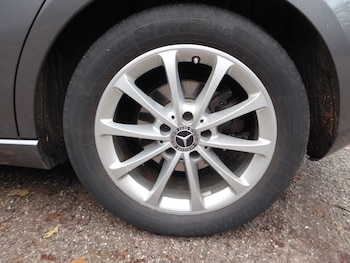 Used Mercedes-Benz A-Class 2018 for sale - 76900777: Photo