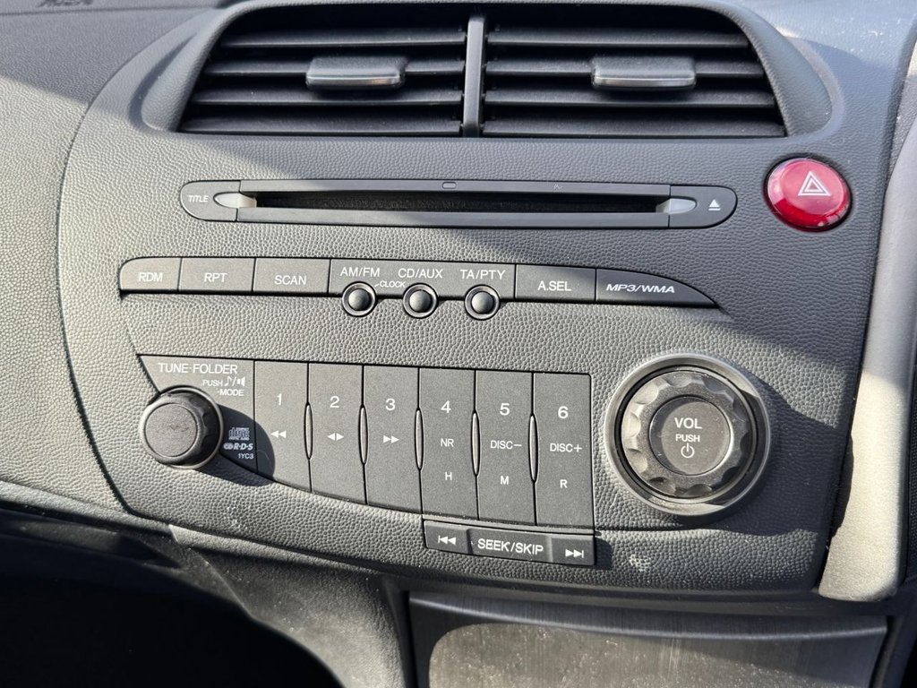 Used Honda Civic 2011 for sale - 76520552: Photo 23