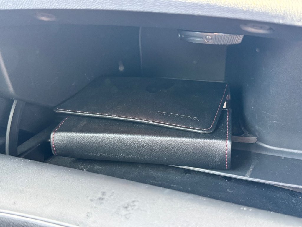 Used Honda Civic 2011 for sale - 76520552: Photo 24