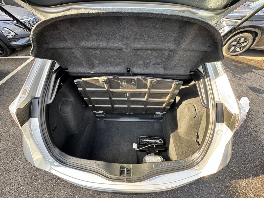 Used Honda Civic 2011 for sale - 76520552: Photo 27