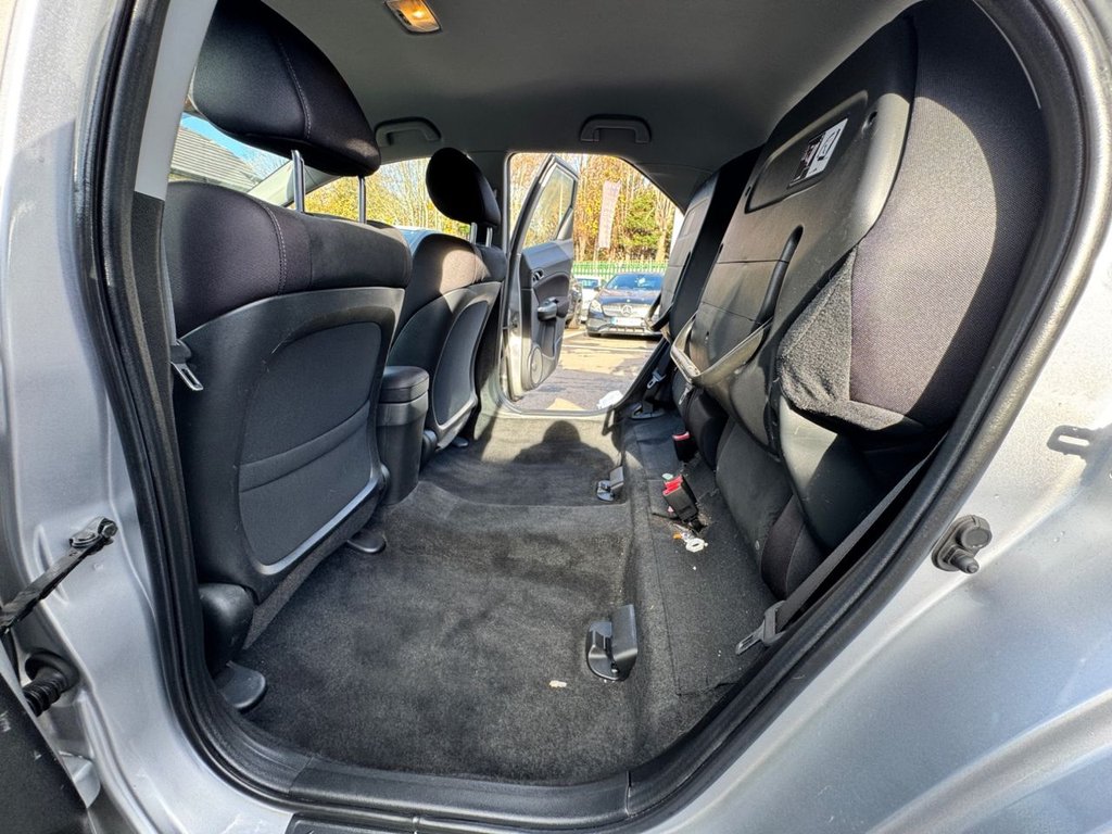 Used Honda Civic 2011 for sale - 76520552: Photo 32