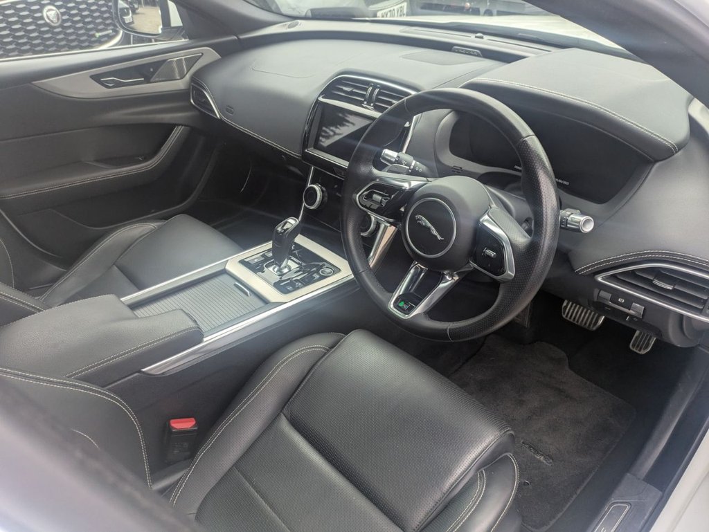 Used Jaguar XE 2018 for sale - 74833318: Photo 12