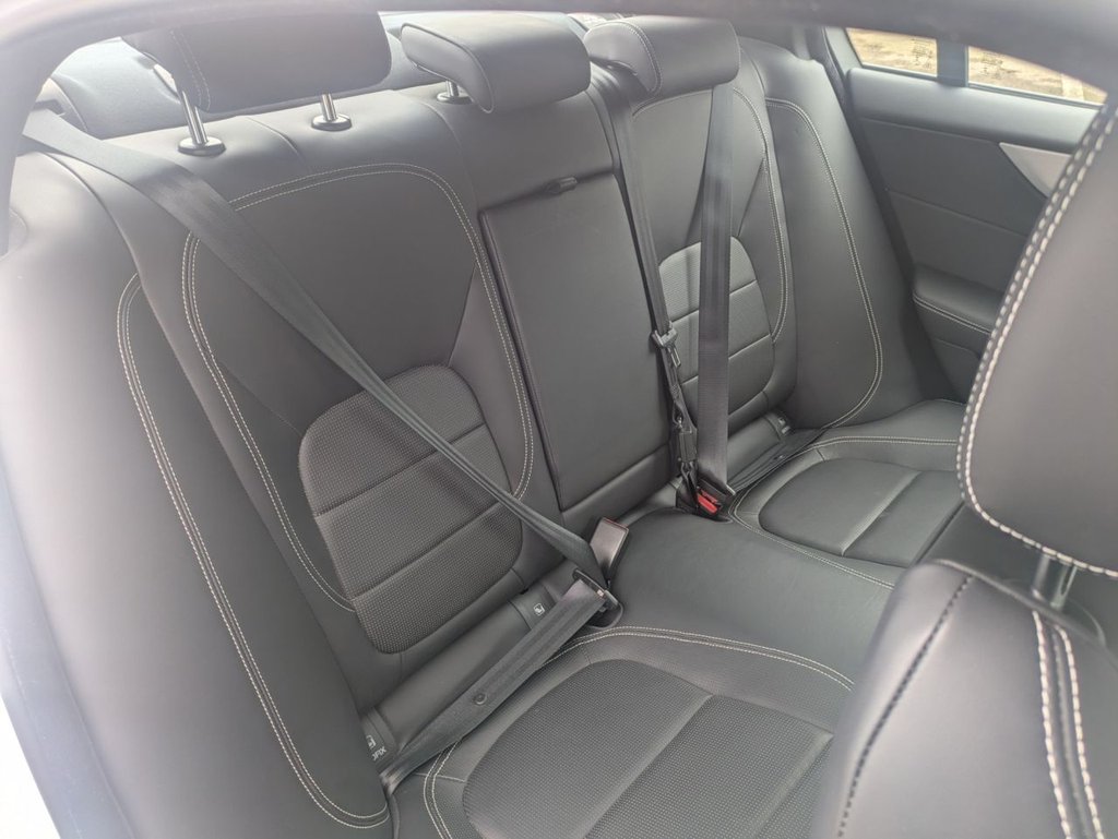 Used Jaguar XE 2018 for sale - 74833318: Photo 14