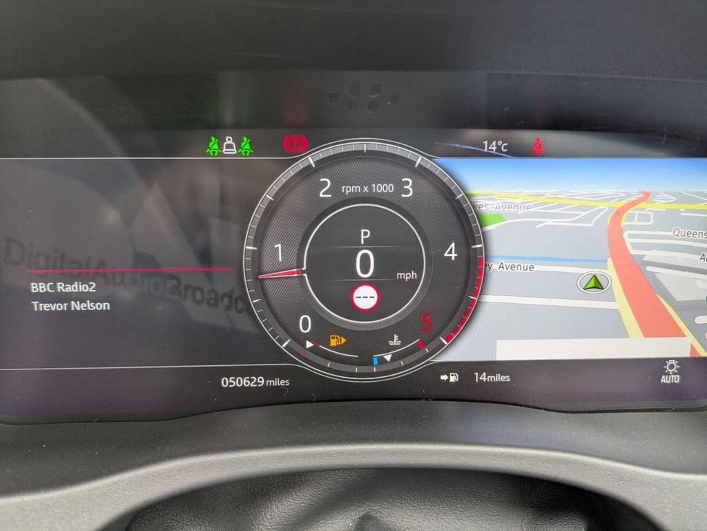 Used Jaguar XE 2018 for sale - 74833318: Photo 19