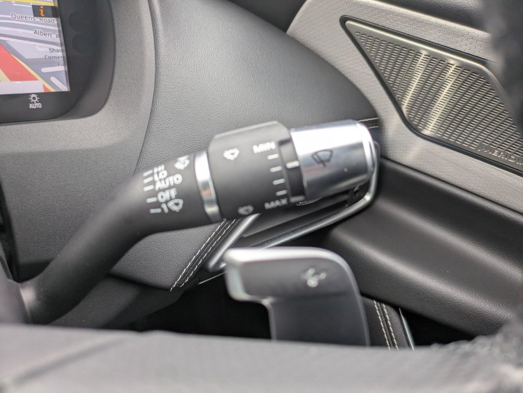 Used Jaguar XE 2018 for sale - 74833318: Photo 27