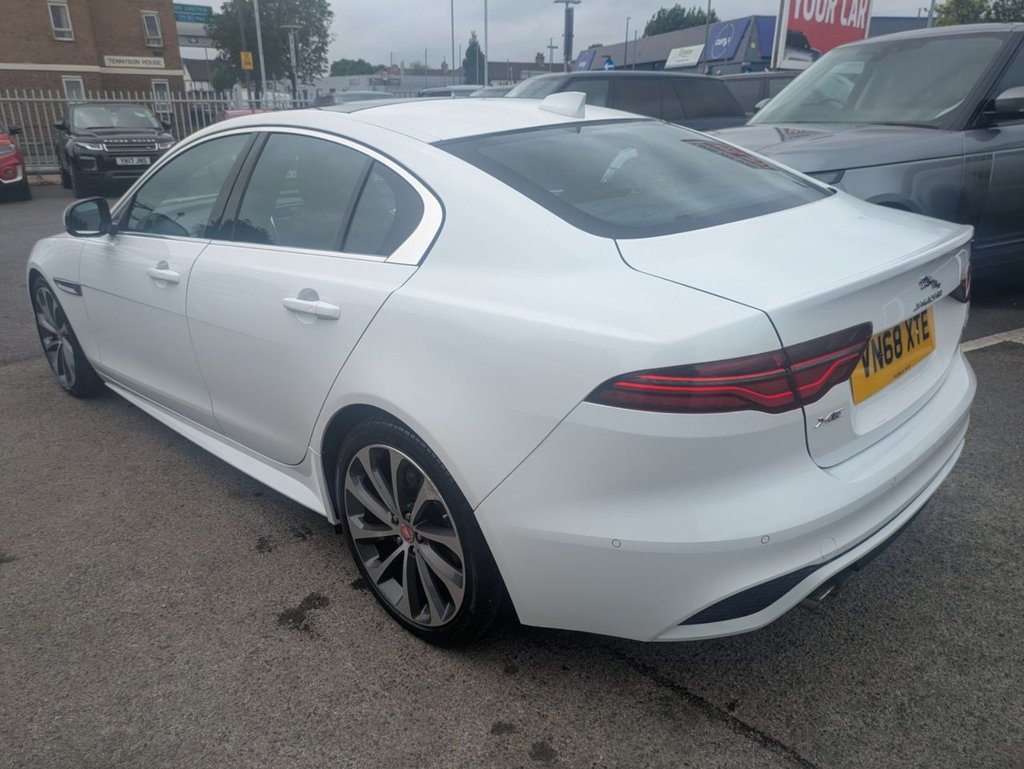 Used Jaguar XE 2018 for sale - 74833318: Photo 7