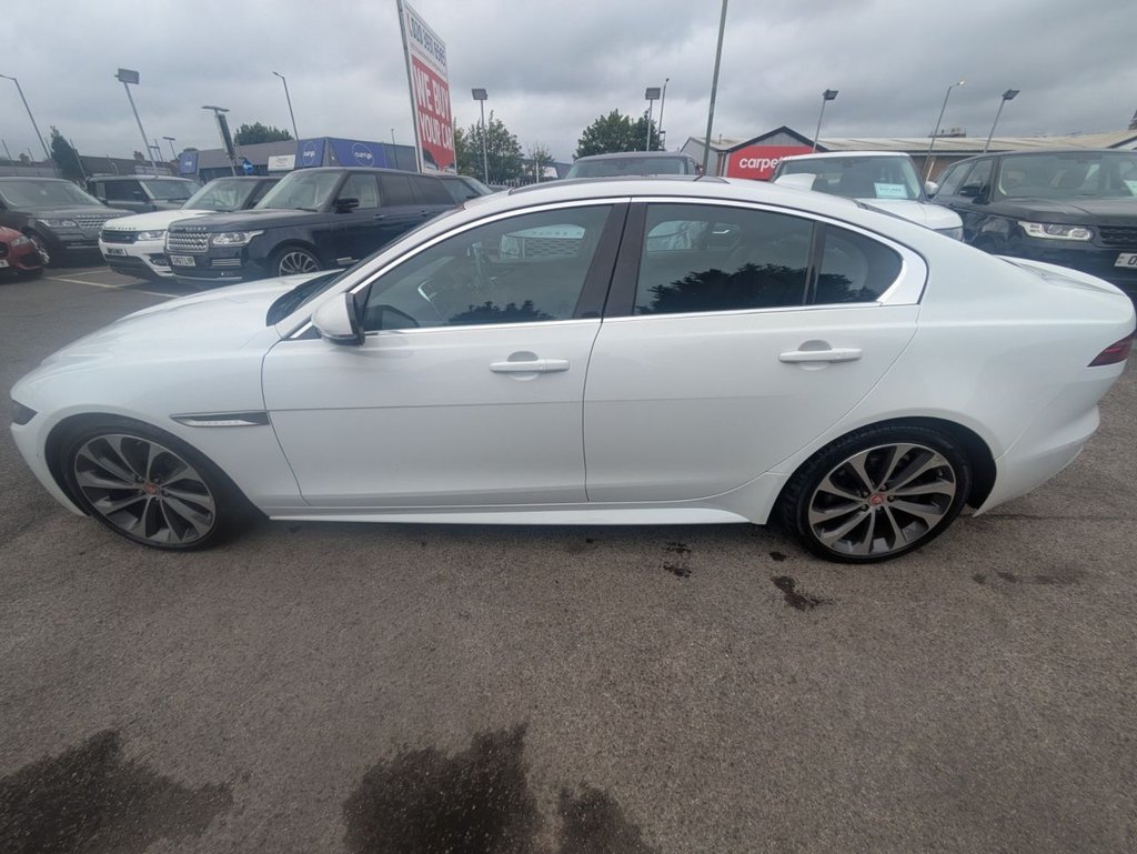 Used Jaguar XE 2018 for sale - 74833318: Photo 8