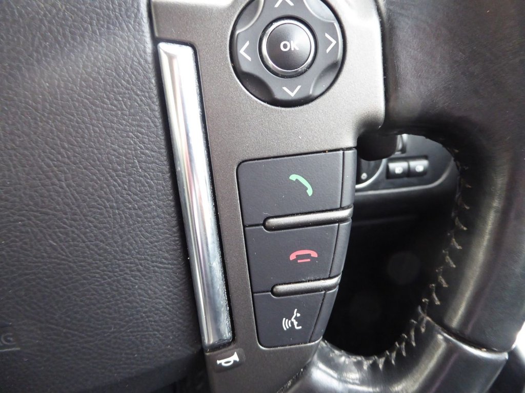 Used Land Rover Discovery 2015 for sale - 78082552: Photo 28