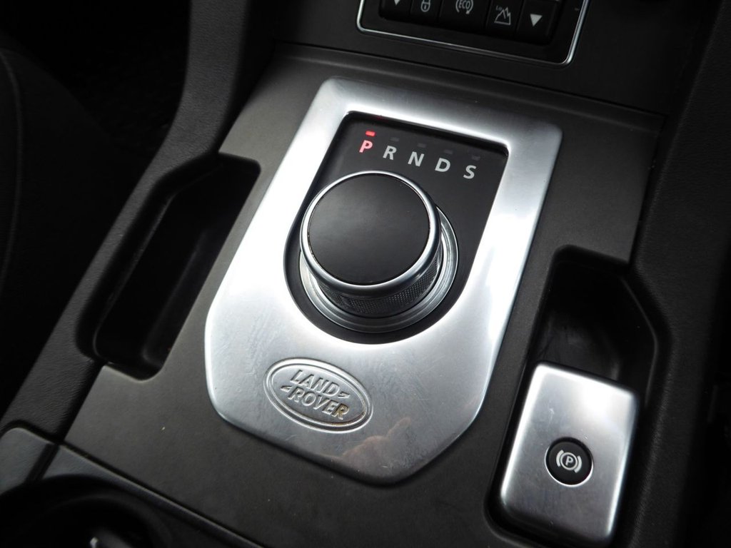 Used Land Rover Discovery 2015 for sale - 78082552: Photo 30