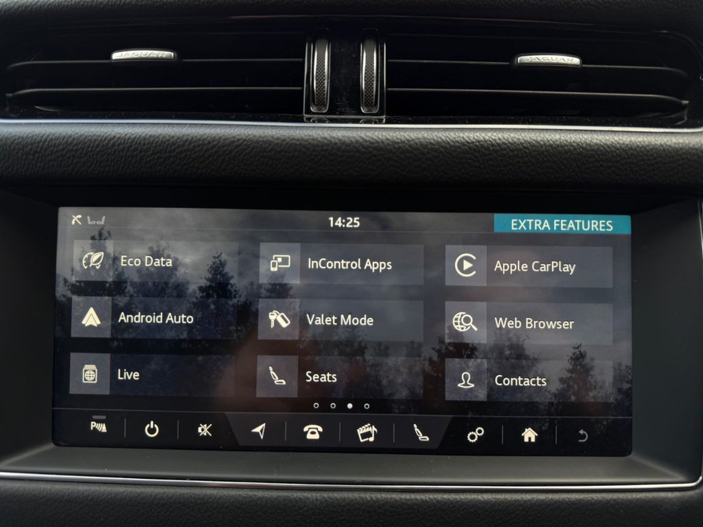 Used Jaguar XF 2018 for sale - 76376072: Photo 25