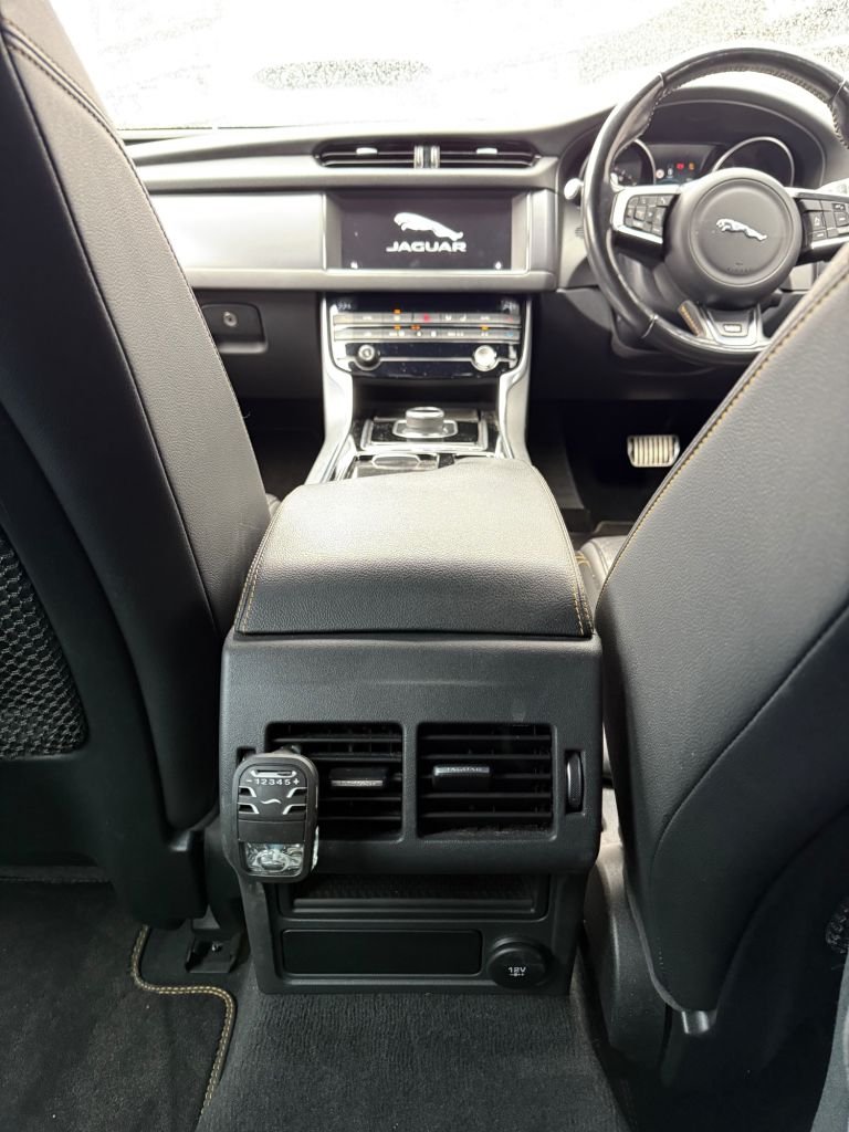Used Jaguar XF 2018 for sale - 76376072: Photo 37