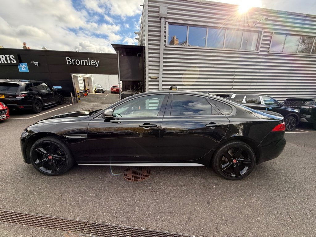 Used Jaguar XF 2018 for sale - 76376072: Photo 4