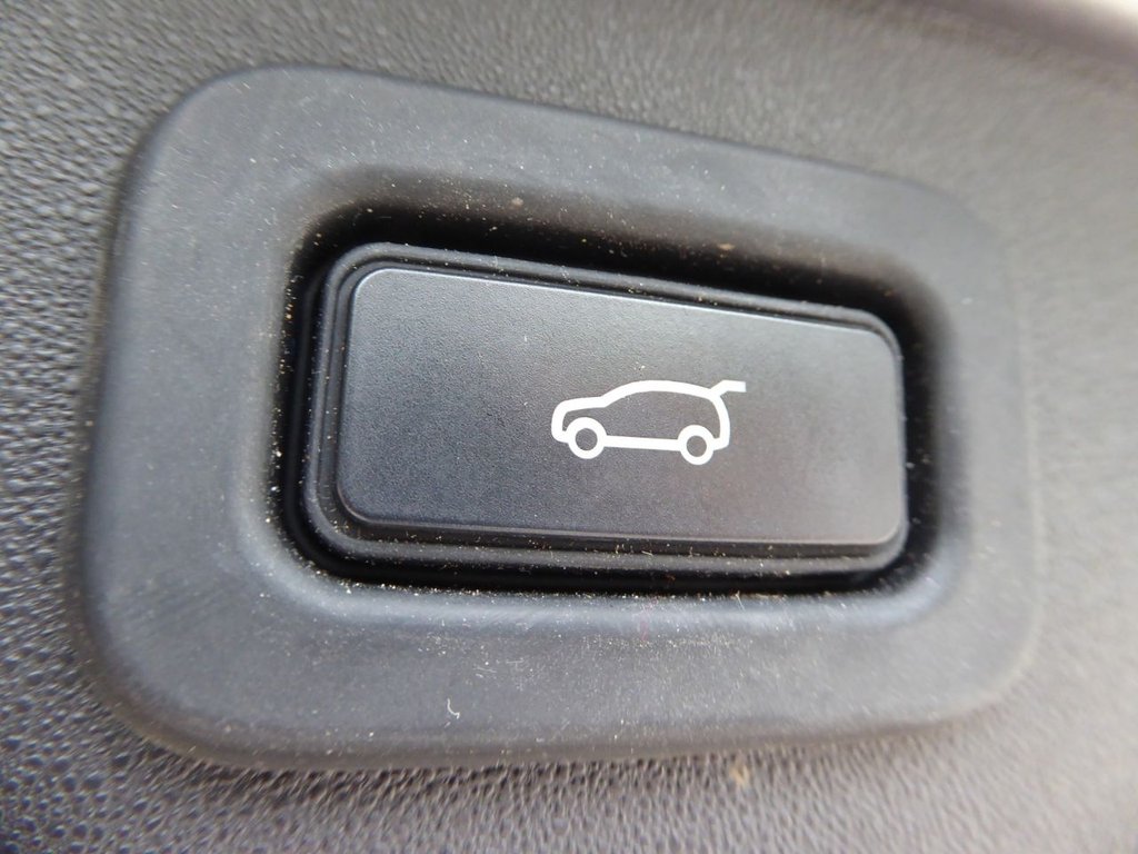 Used Land Rover Discovery Sport 2021 for sale - 78181426: Photo 12