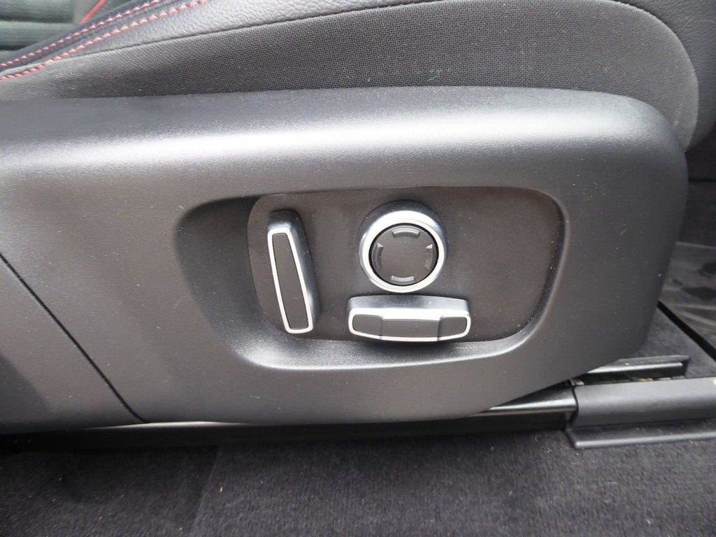 Used Land Rover Discovery Sport 2021 for sale - 78181426: Photo 24