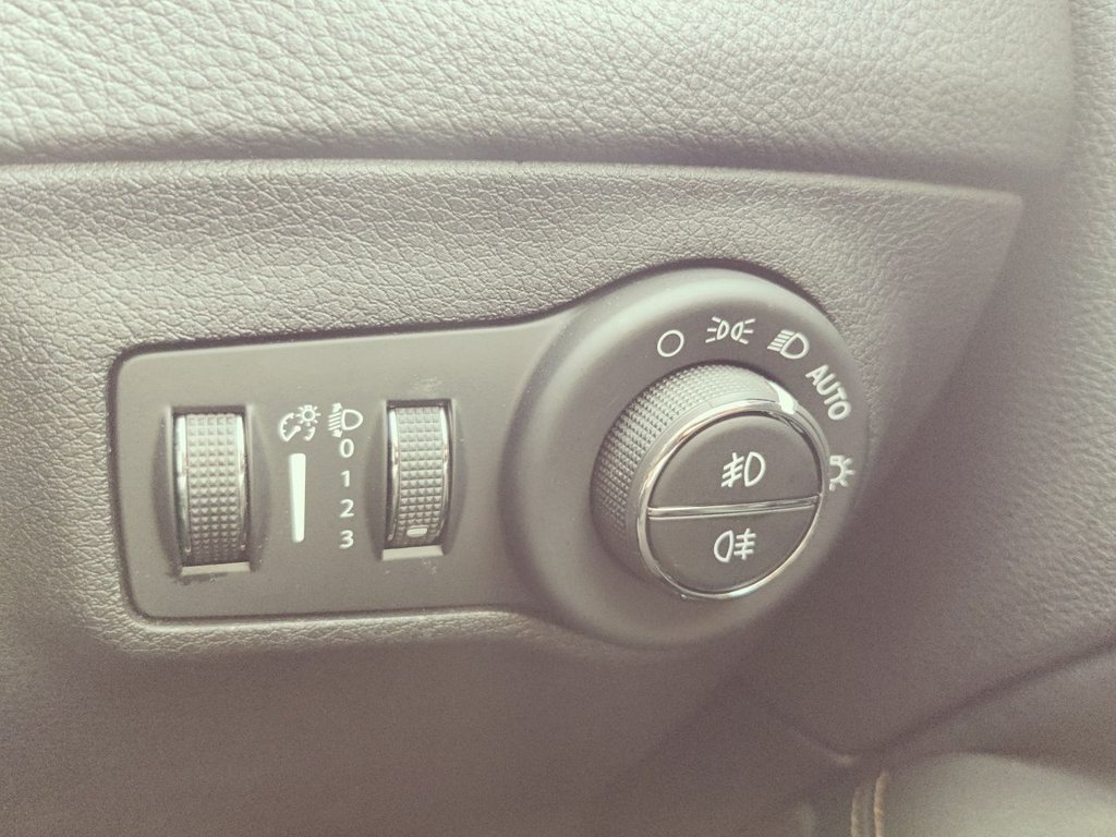 Used Jeep Compass 2018 for sale - 75801507: Photo 26