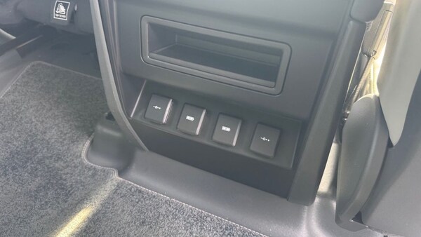 Used Land Rover Defender 2021 for sale - 72042906: Photo 19