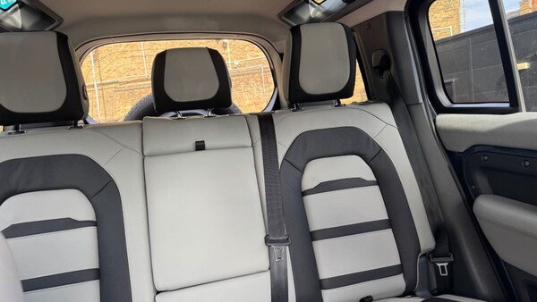 Used Land Rover Defender 2021 for sale - 72042906: Photo 35