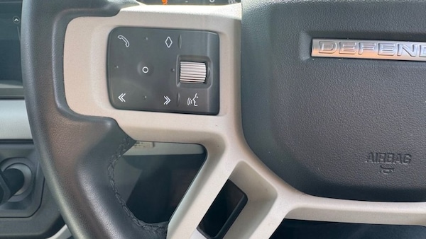 Used Land Rover Defender 2021 for sale - 72042906: Photo 37