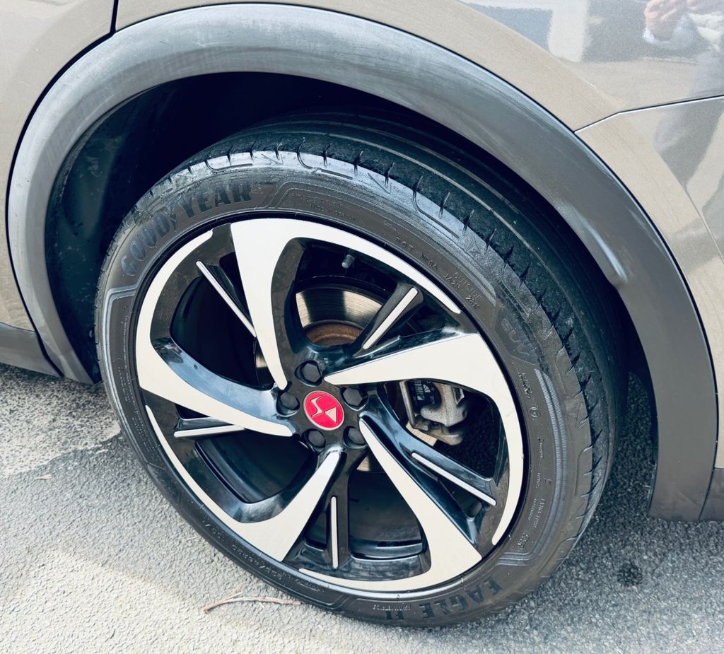 Used DS Automobiles DS 7 Crossback 2018 for sale - 77967410: Photo 15