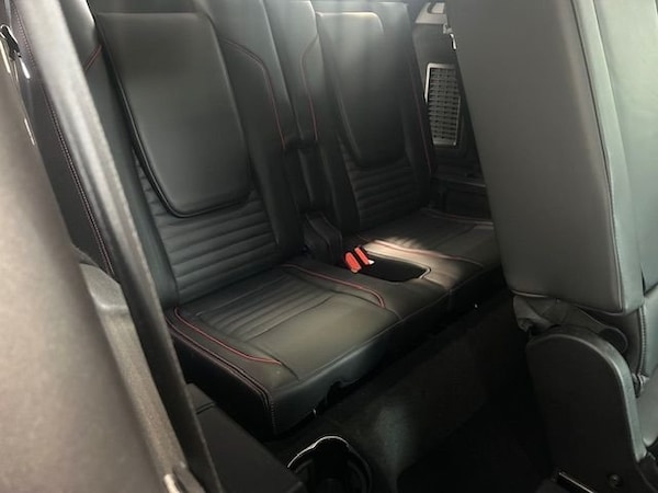 Used Land Rover Discovery Sport 2021 for sale - 74143526: Photo 32