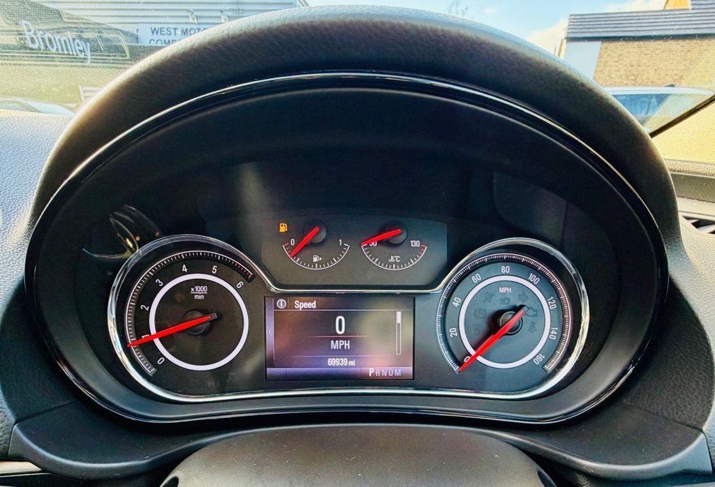 Used Vauxhall Insignia 2017 for sale - 76740689: Photo 20