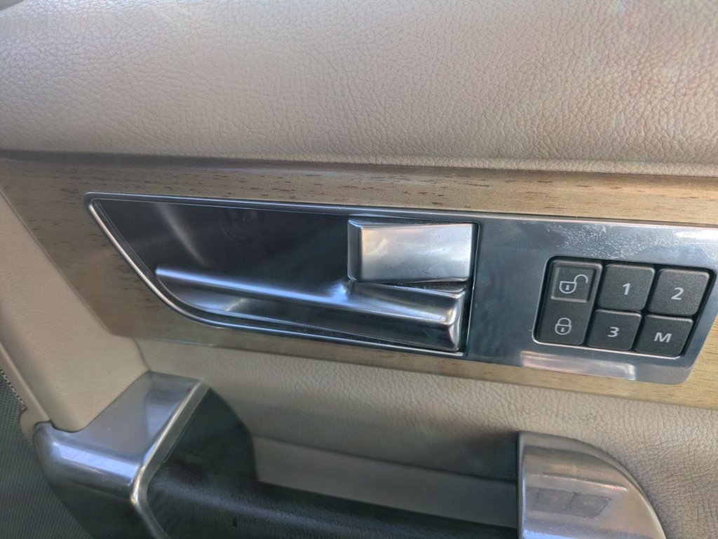 Used Land Rover Discovery 4 2012 for sale - 75359515: Photo 29