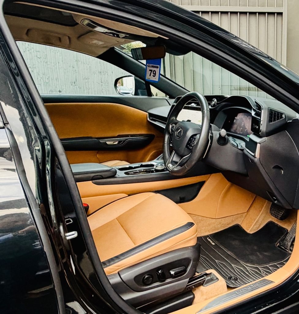 Used Lexus RZ 2023 for sale - 78002501: Photo 11