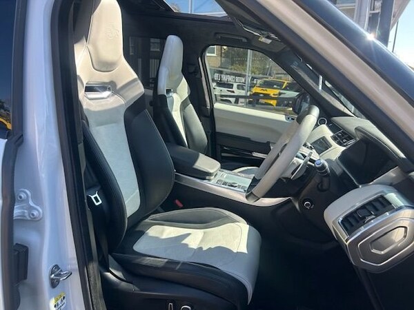 Used Land Rover Range Rover Sport 2020 for sale - 75631160: Photo 33