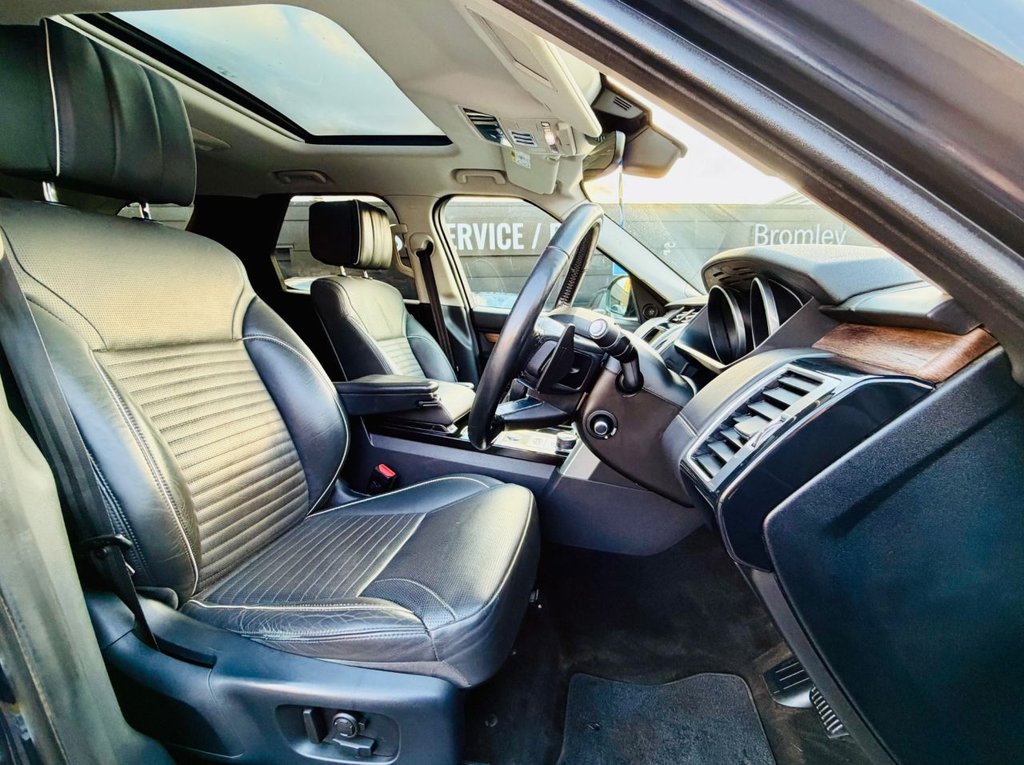 Used Land Rover Discovery 2017 for sale - 76848307: Photo 12