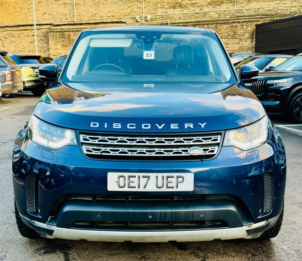 Used Land Rover Discovery 2017 for sale - 76848307: Photo 2