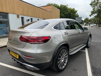 Used Mercedes-Benz GLC 2021 for sale - 75433368: Photo