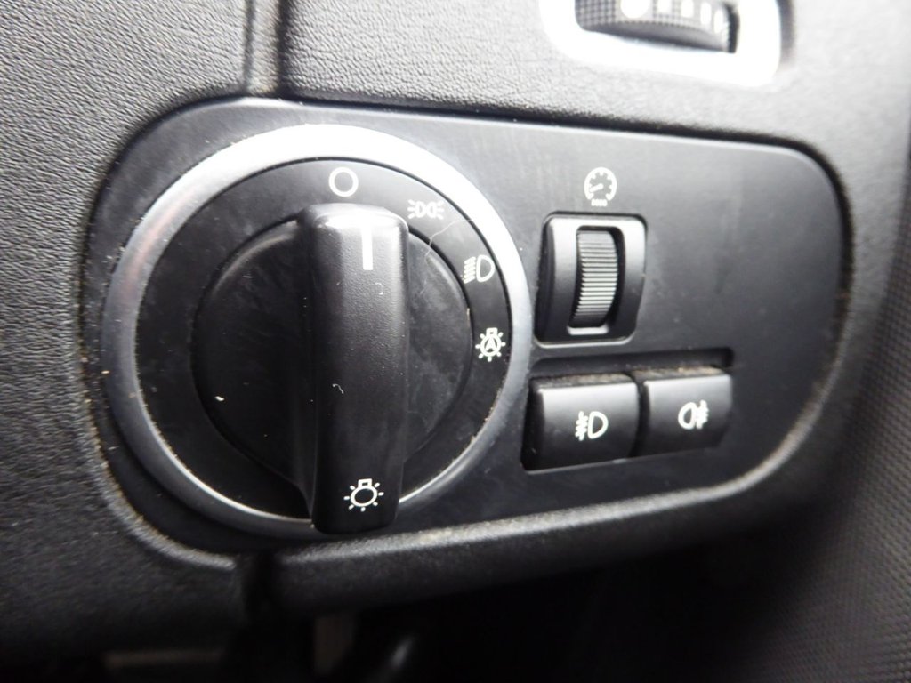 Used Land Rover Discovery 2015 for sale - 78199969: Photo 26