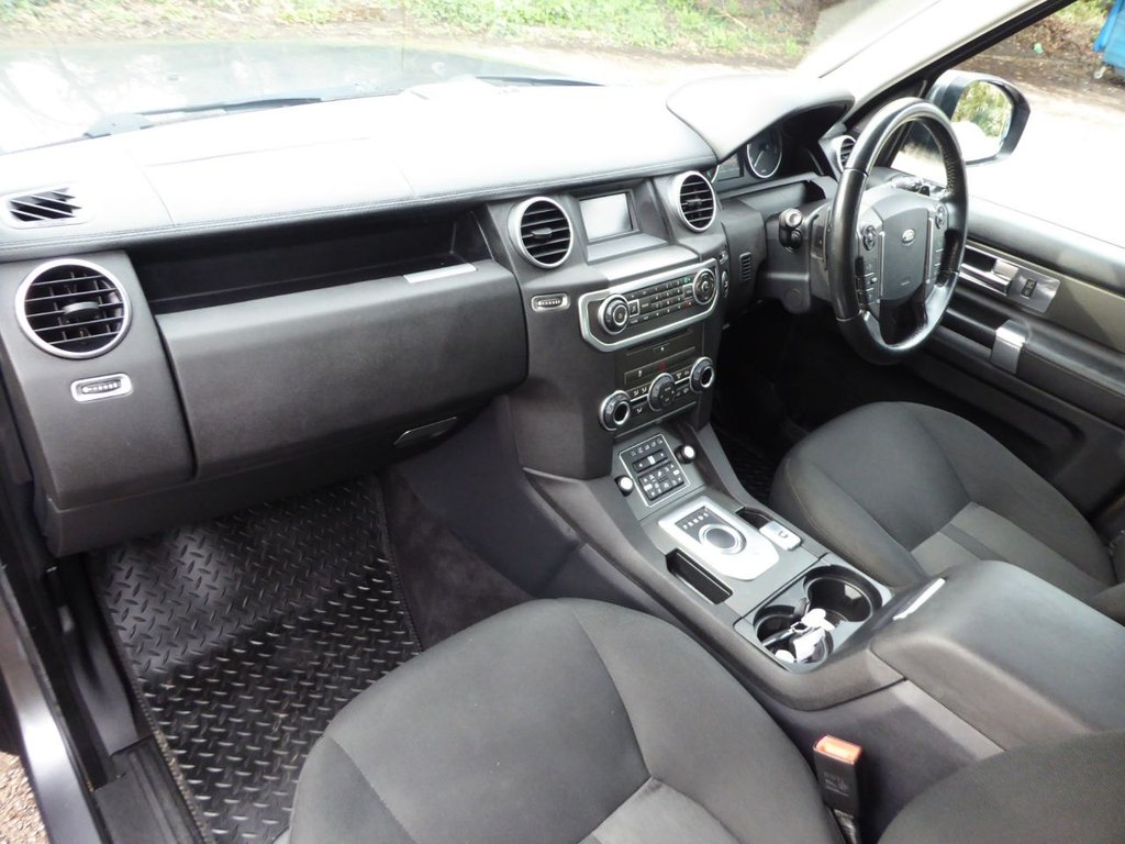 Used Land Rover Discovery 2015 for sale - 78199969: Photo 3