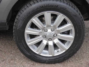 Used Land Rover Discovery 2015 for sale - 78199969: Photo