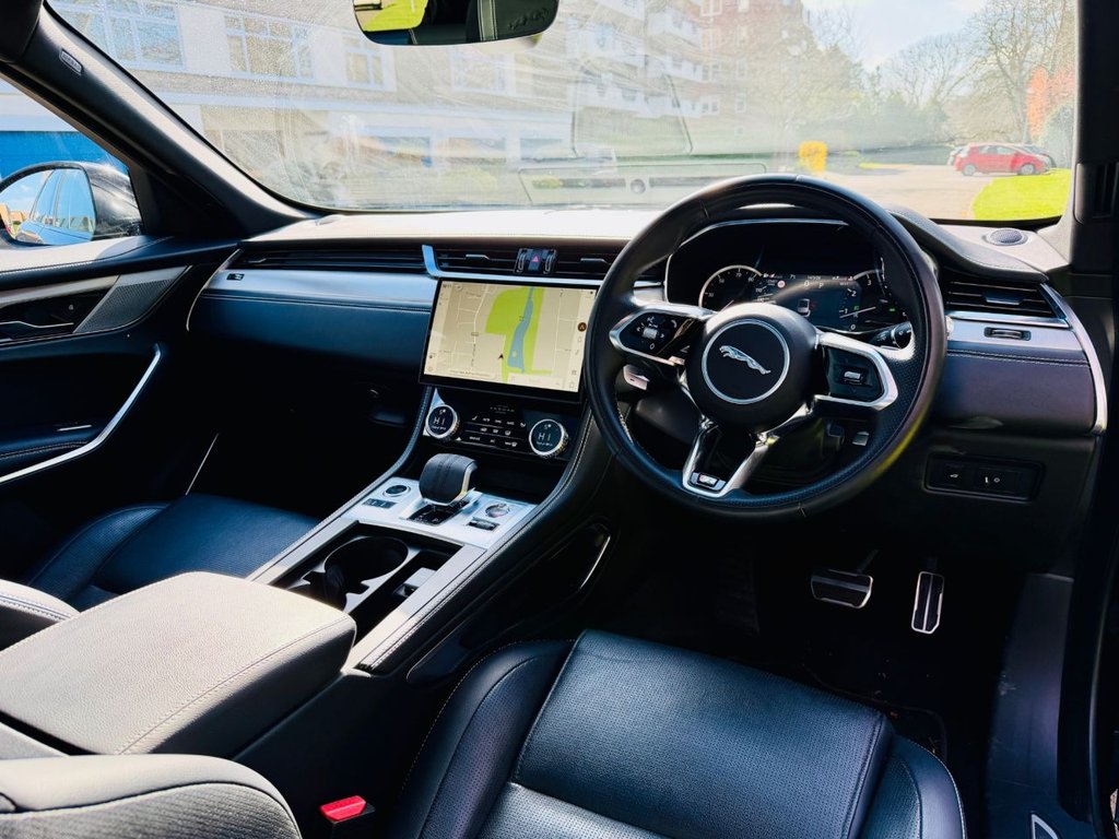 Used Jaguar F-Pace 2022 for sale - 77891231: Photo 21